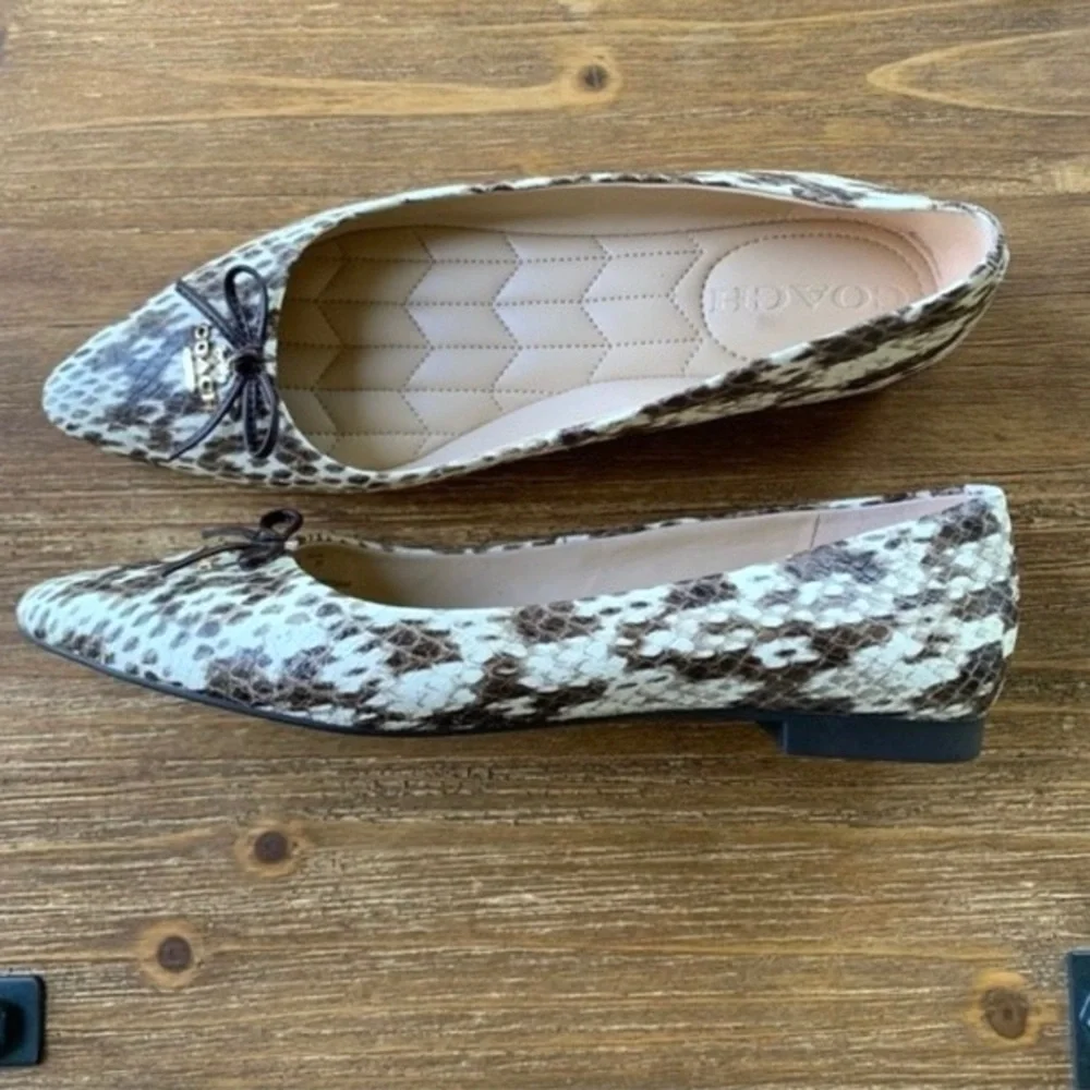 Coach Annabel Snake Print Pointed Toe Ballet Flats Sz 6.5 New! - Picture 4 of 13